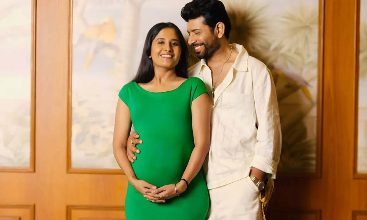 Viineet Kumar Siingh And Wife Ruchira Singh Announce Pregnancy