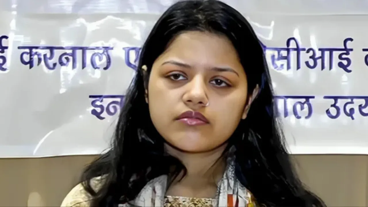Wife Of Navy Officer Killed In Pahalgam Attack Faces Trolling