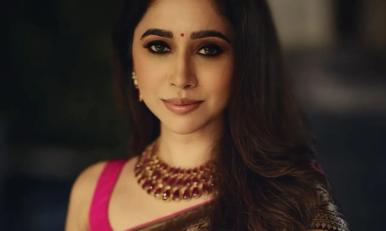 Aarti Ravi