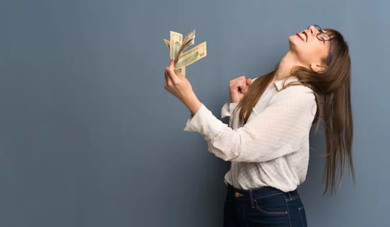salary (freepik).png