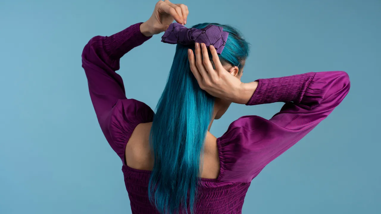 dyed hairs freepik.