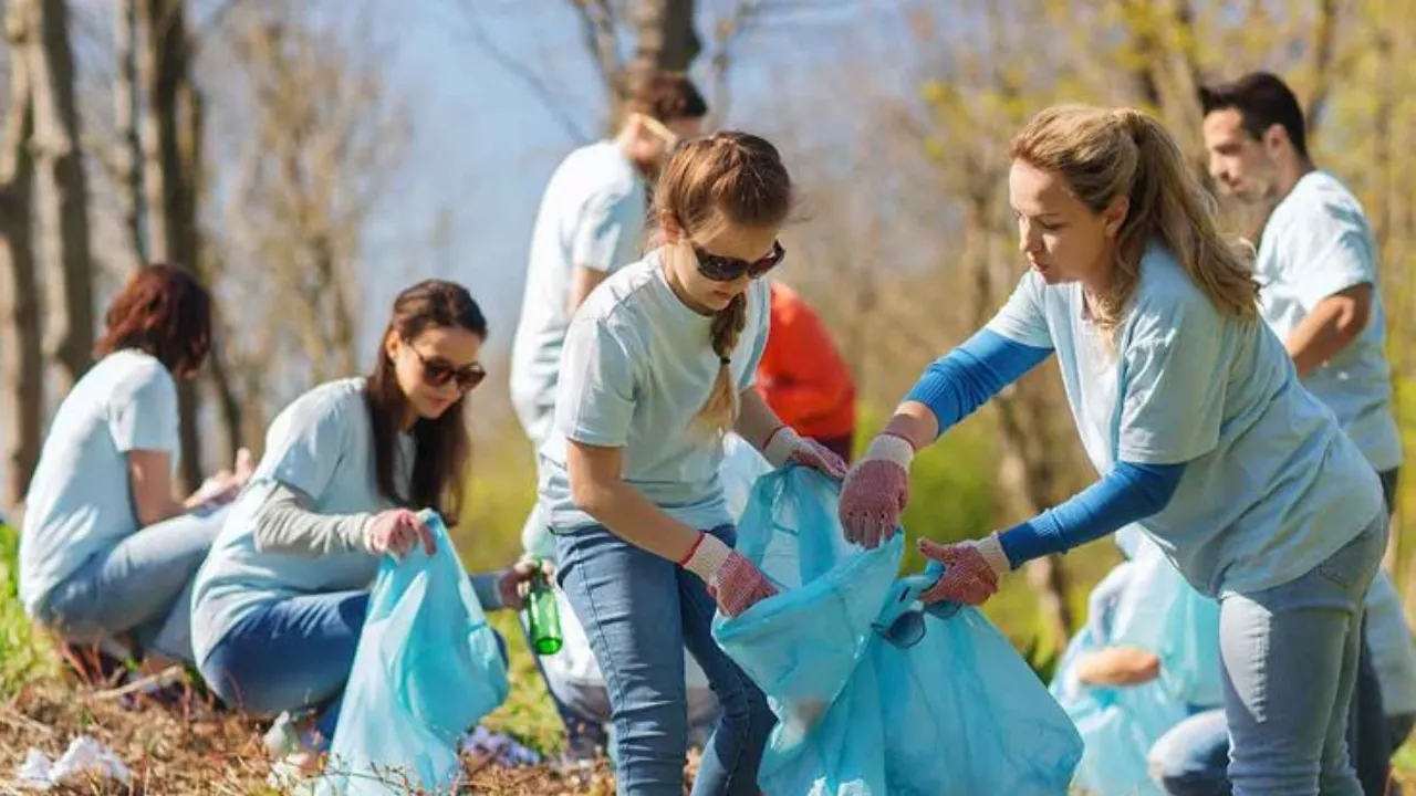 How to Instill a Sense of Social Service in Children