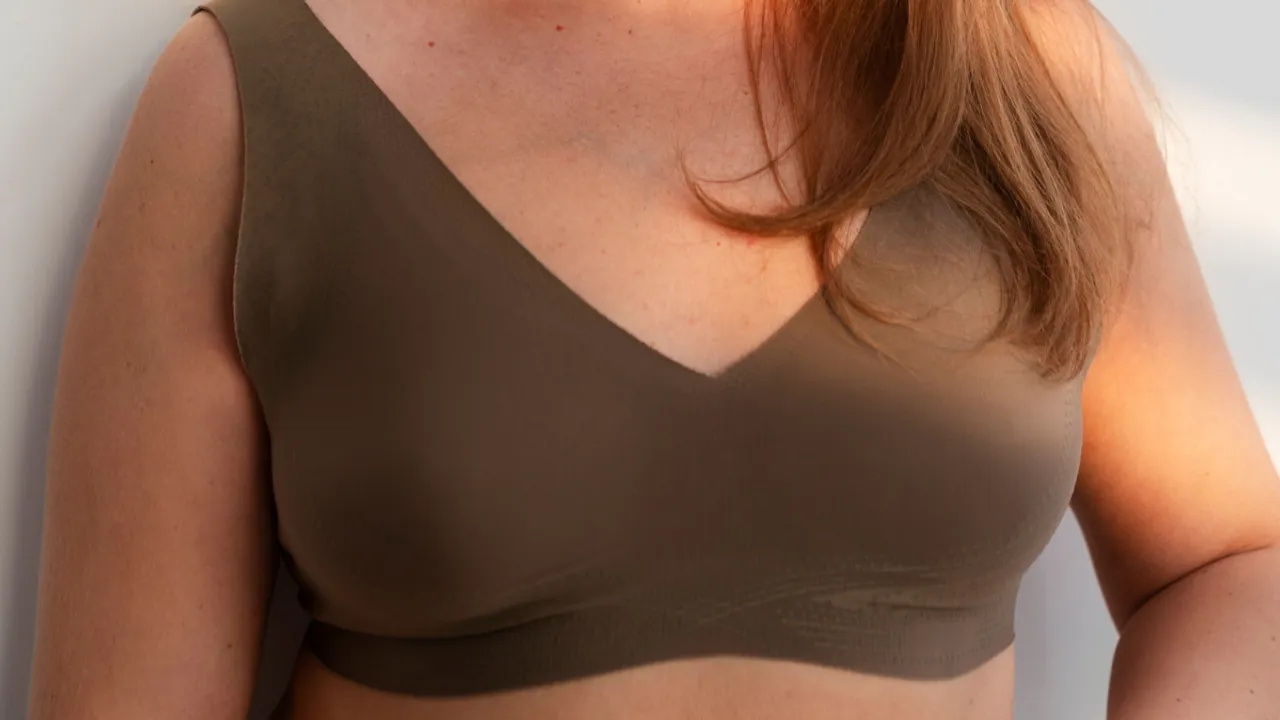 Big Breast Problems(Freepik)
