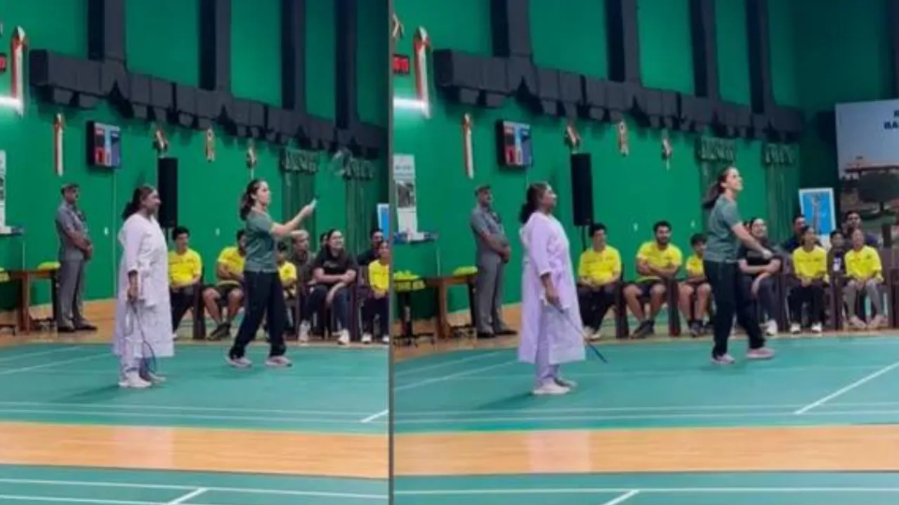 President Droupadi Murmu Plays Badminton With Saina Nehwal
