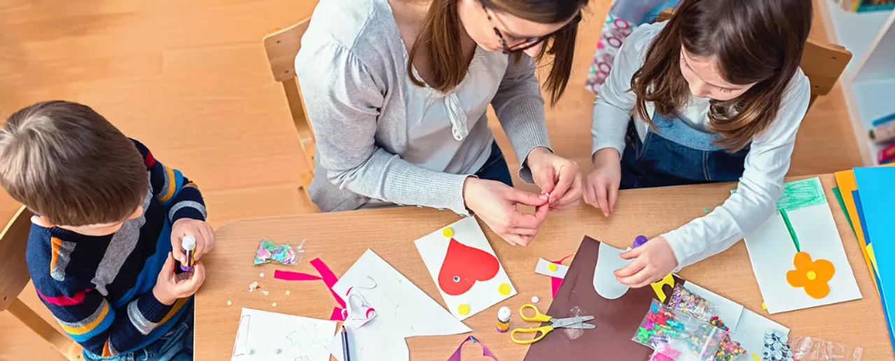 children craft making