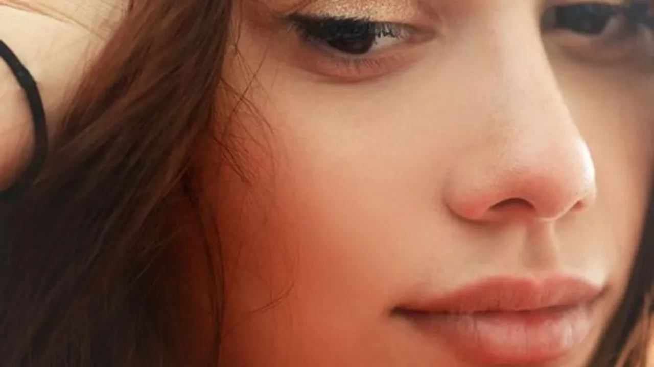 dark lips (Pinterest).png