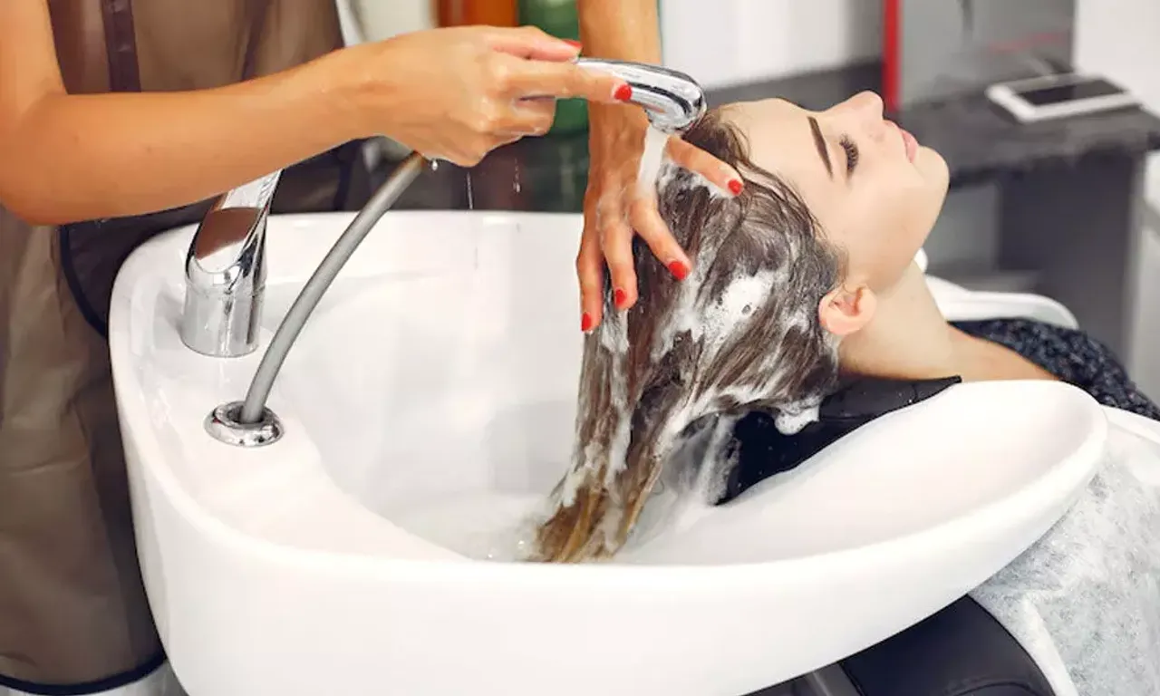 beauty parlour stroke