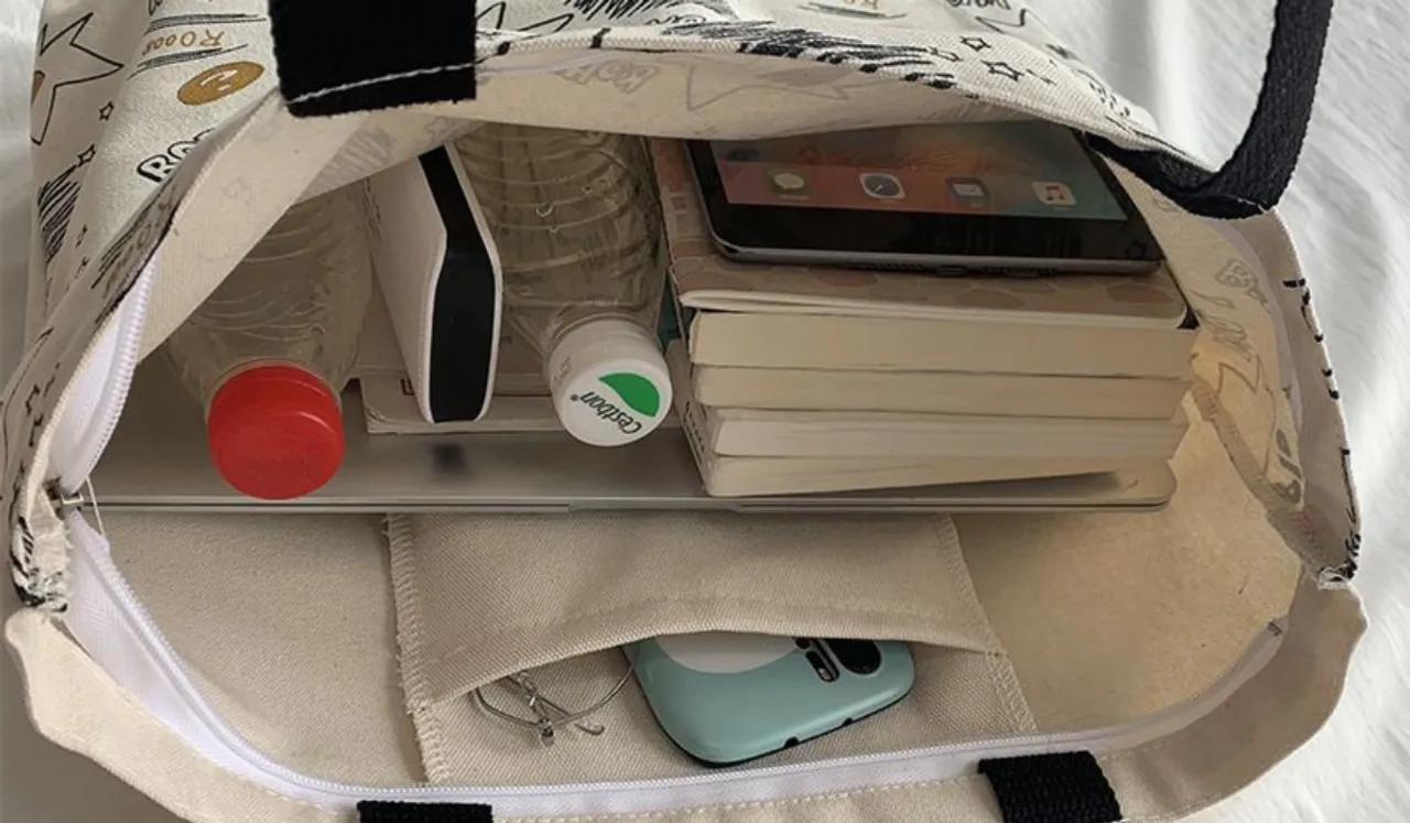 College Bag.png