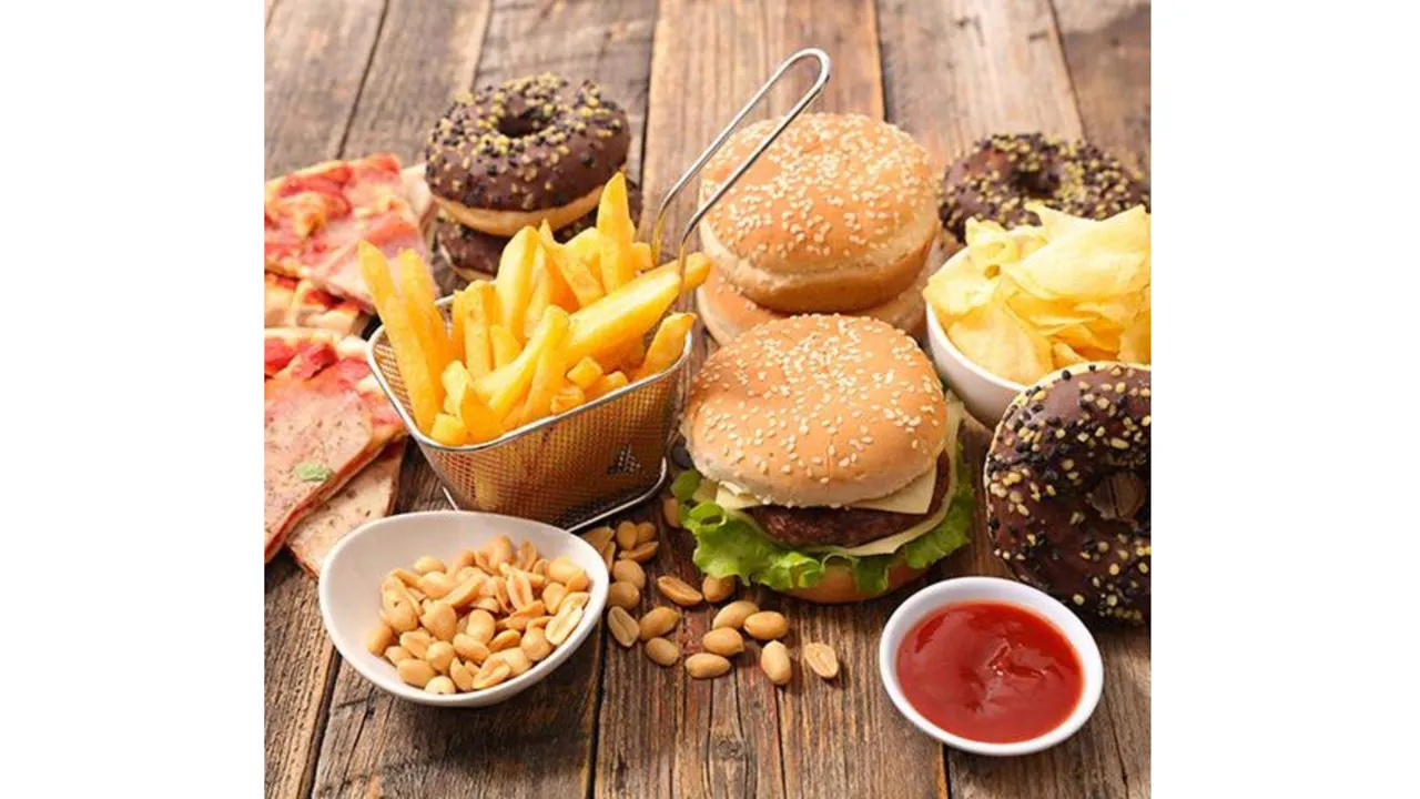 Junk food (The Economic Times).png