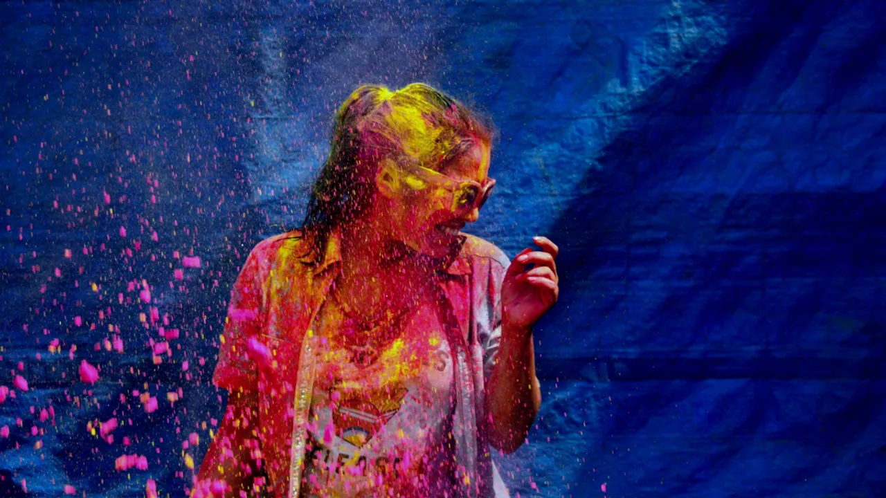 Holi During Period 