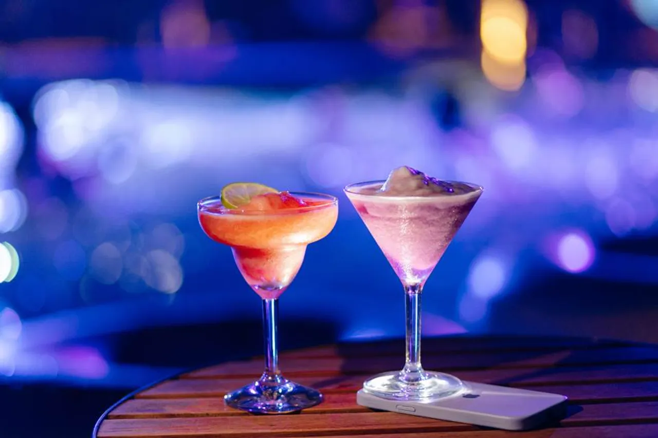 ‘Pool Party Bar Takeover’ Makes a Splash at Meliá Chiang Mai 1