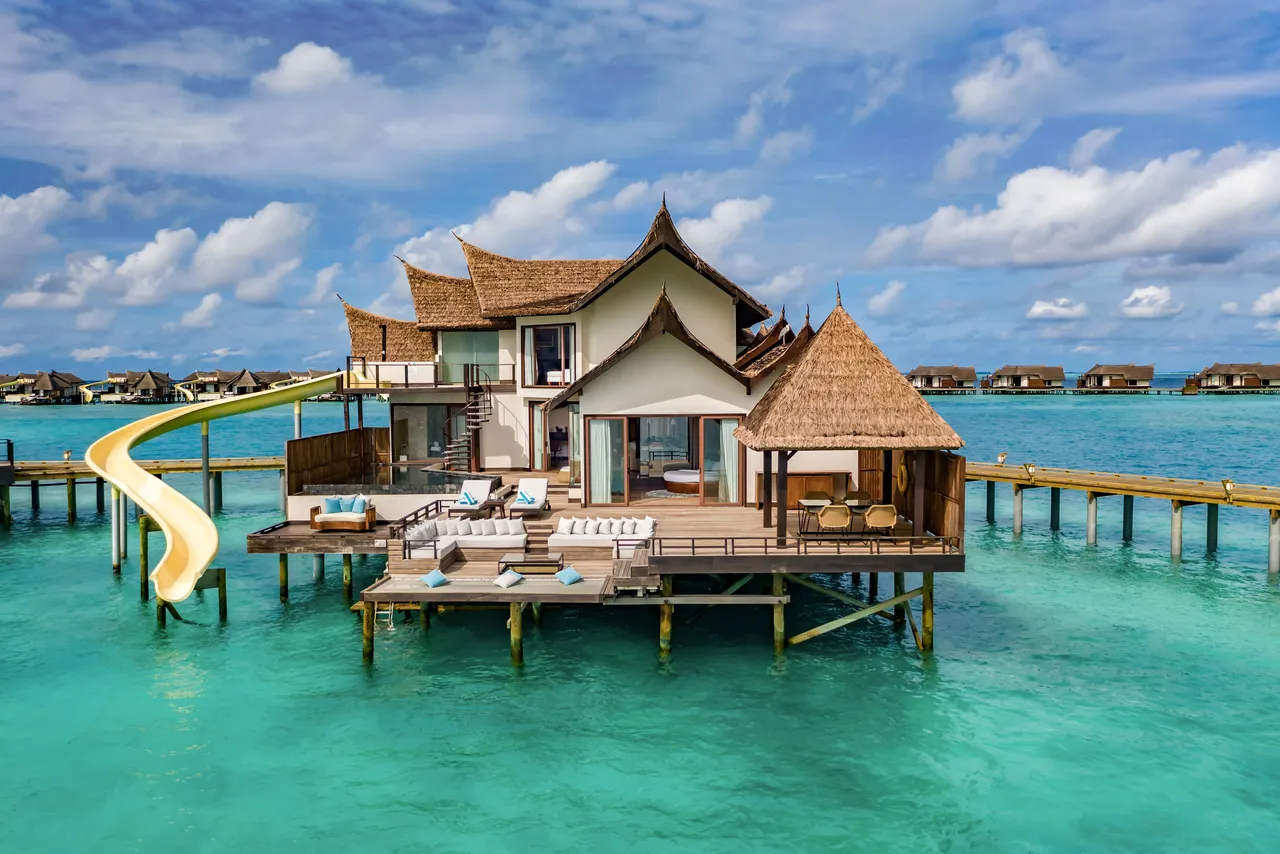 Ocean Pool Reserve with Slide A dreamy overwater sanctuary for all types of travellers THE OZEN COLLECTION