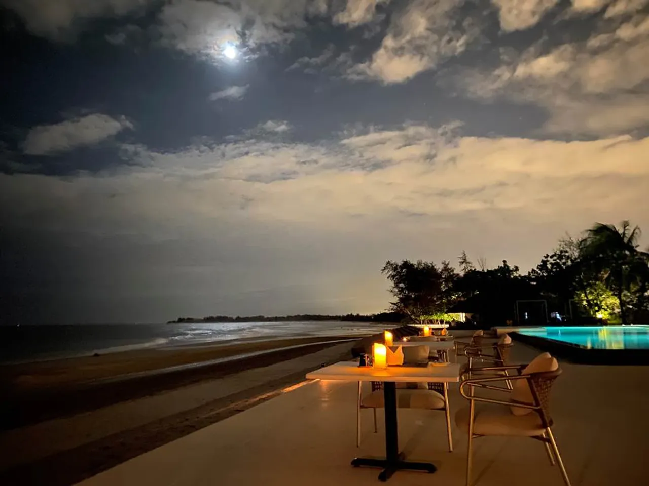 Azerai Ke Ga Bay Introduces Exclusive Private Dining Overlooking the Beach