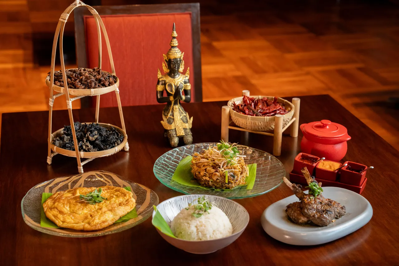 Sheraton Grand Bangalore China Town in Bangkok 1 1