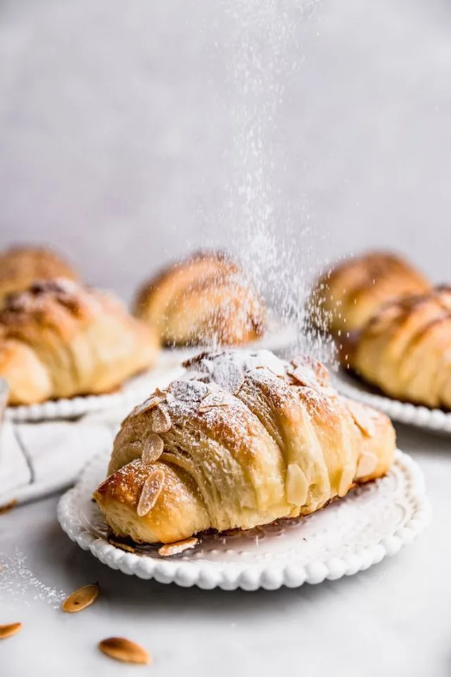 Croissant 1