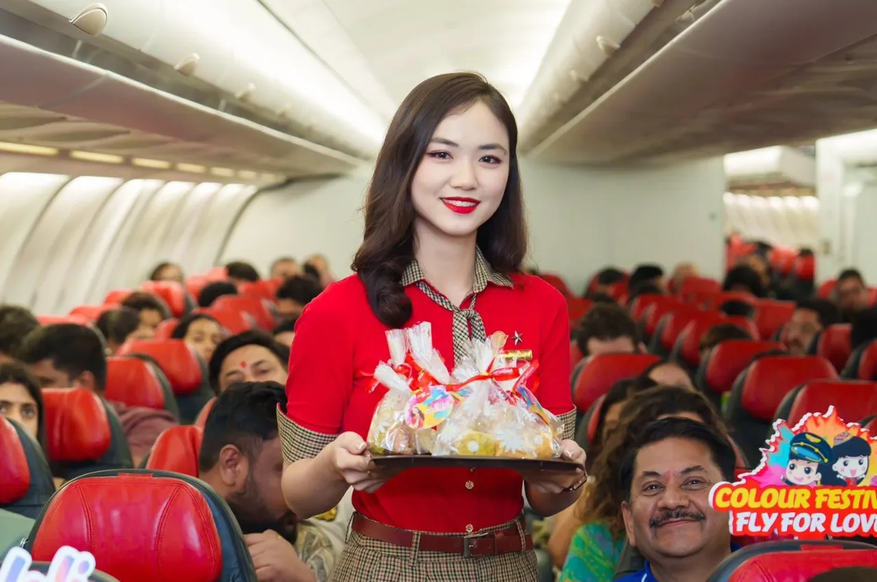 Vietjet cabin crew