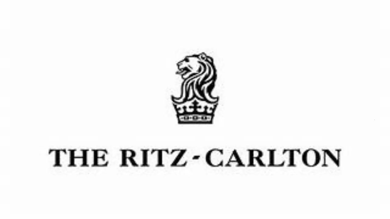 the ritz carlton logo