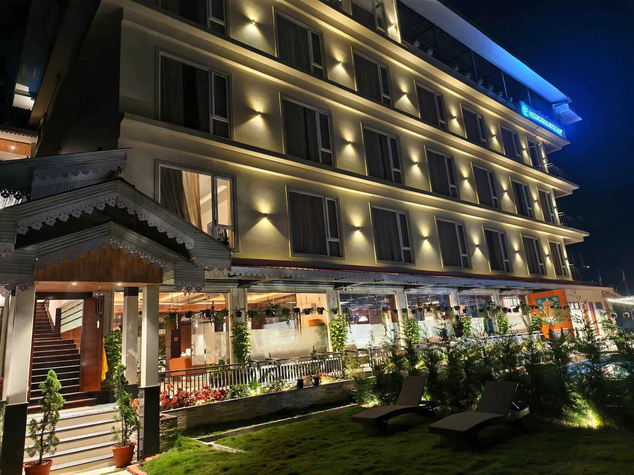 Facade Clarion Hotel De Renees Gangtok