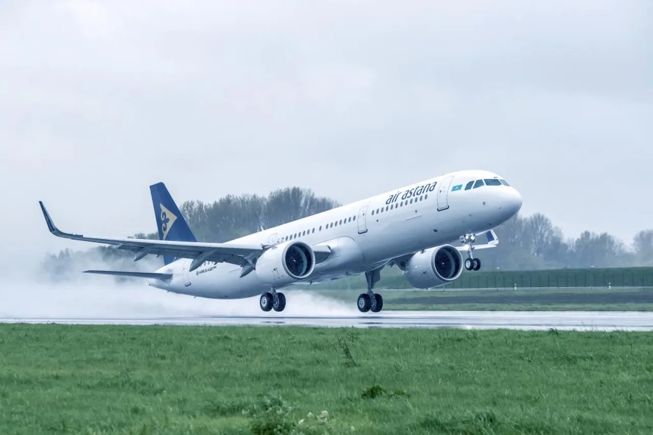 Air Astana A321neo (2)