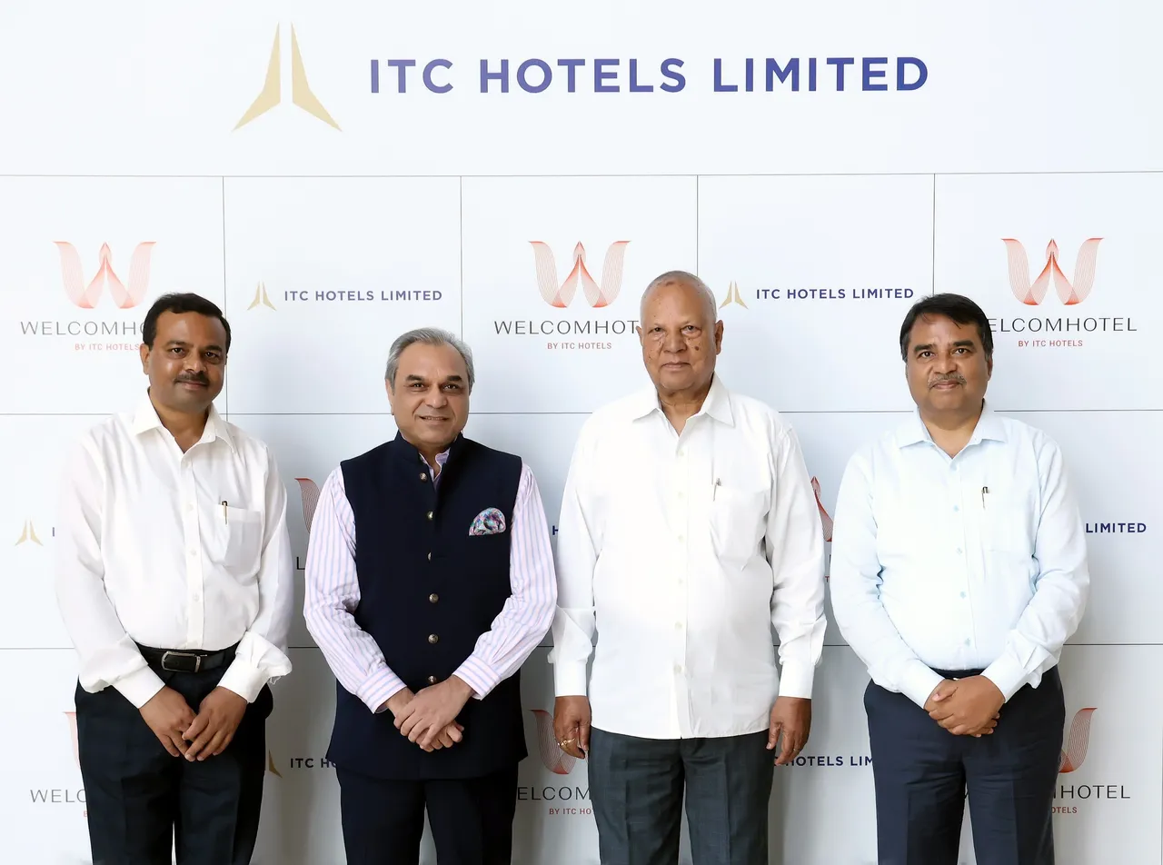 Anil Chadha, Managing Director ITCHL with Manish Kumar, Sunil Kumar, Ajay Singh of Ms. Kumar Infratrade Enterprises Pvt Ltd at the Welcomhotel Bodhgaya Signing Ceremony