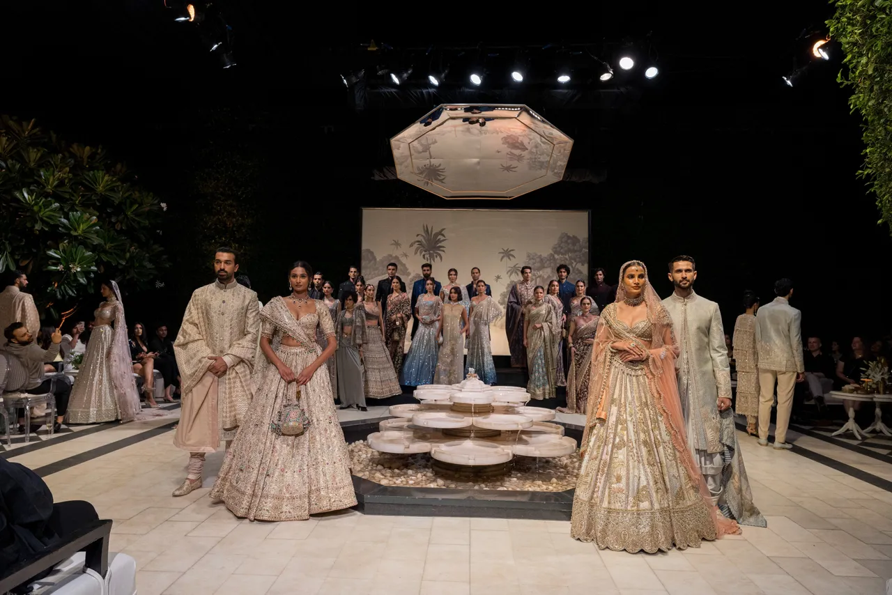 The iconic Oberoi, New Delhi commemorates 60 years of timeless hospitality with an exclusive showcase by Tarun Tahiliani, marking his 30-year journey in design excellence (1)