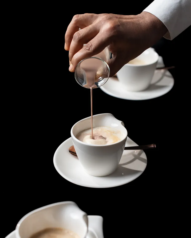Vanila Affogato with Baileyes Shot