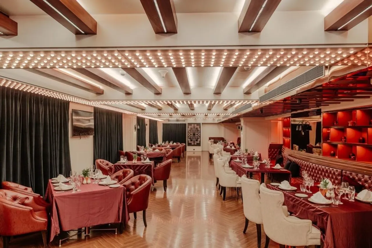 Banaraas Interior