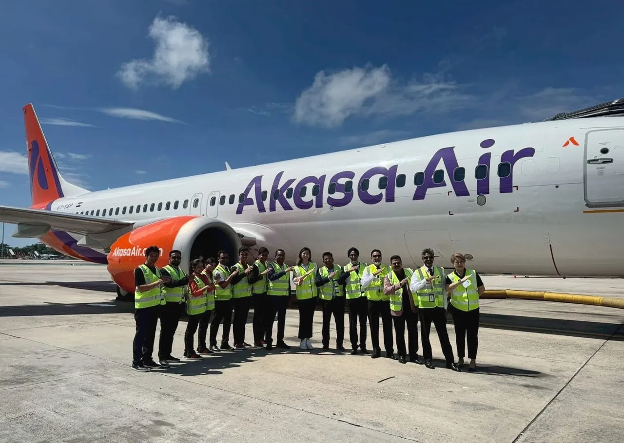 Akasa Air’s maiden flight from Mumbai to Phuket arrives at Phuket International Airport