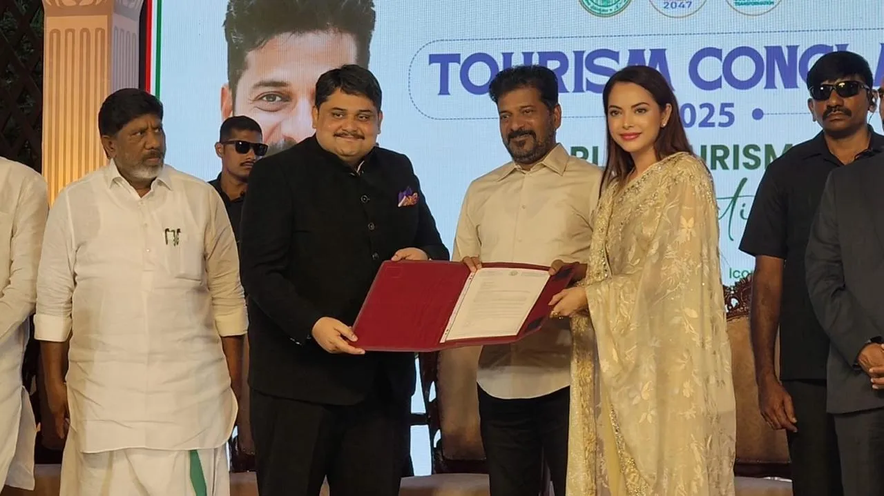 Ms. Preeti Logan, Vice President- Marketing & Corporate Communication, Ridhira Group and a colleague receives Letter of Award from Mr. A. Revanth Reddy, The Hon'ble Chief Minister of Telangana, and Mr. Bhatti Vik