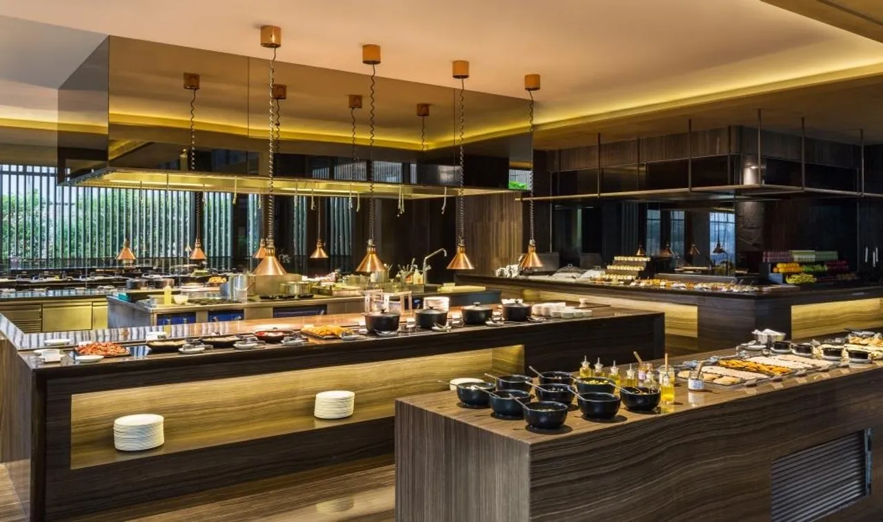 DEL buffet shot