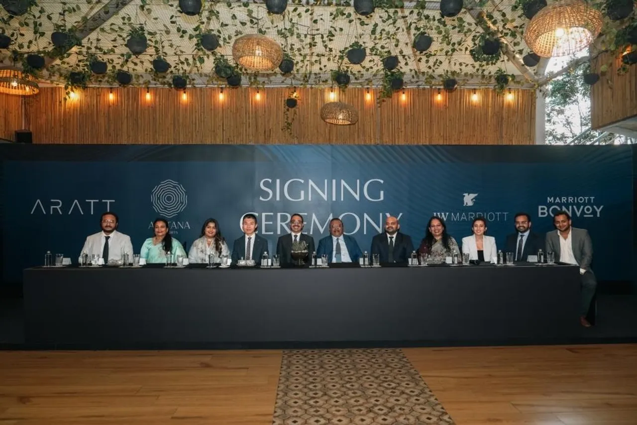 L-R sitting  Nagendra Reddy, Director, Aratt One World Pvt Ltd, Sushma Reddy, Director, Aratt One World Pvt Ltd, Deepika Reddy, Director, Aratt One World Pvt Ltd, Bryant Cho, Director, Development & Hotel A