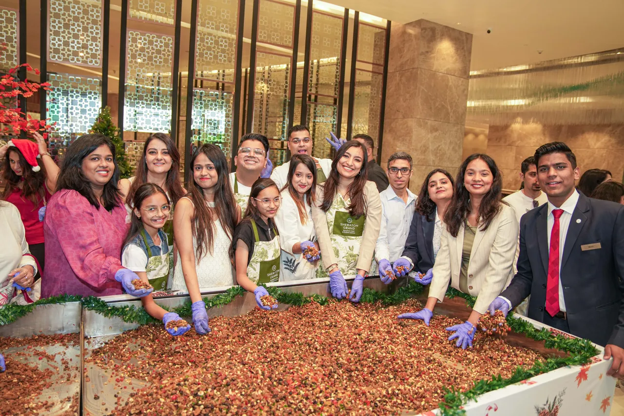 Sheraton Brigade - Cake mixing - 1
