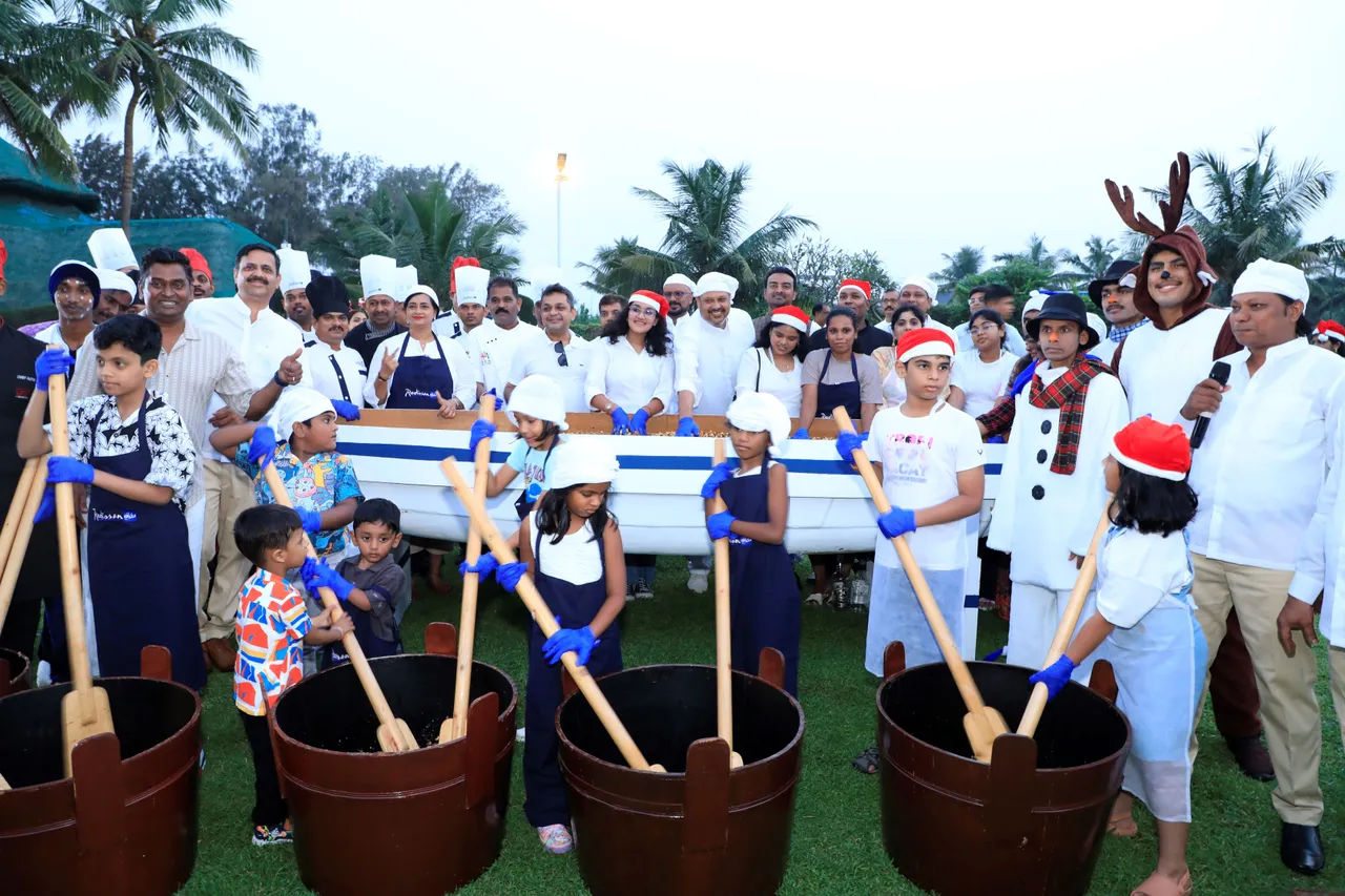 Radisson Blu Resort Temple Bay, Mamallapuram Blends Tradition and Sophistication with Festive Cake Mixing Ceremony