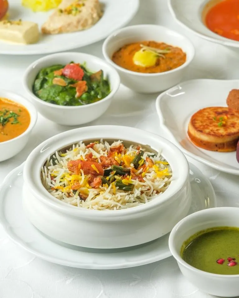 Dum Phukt - ITC Maratha