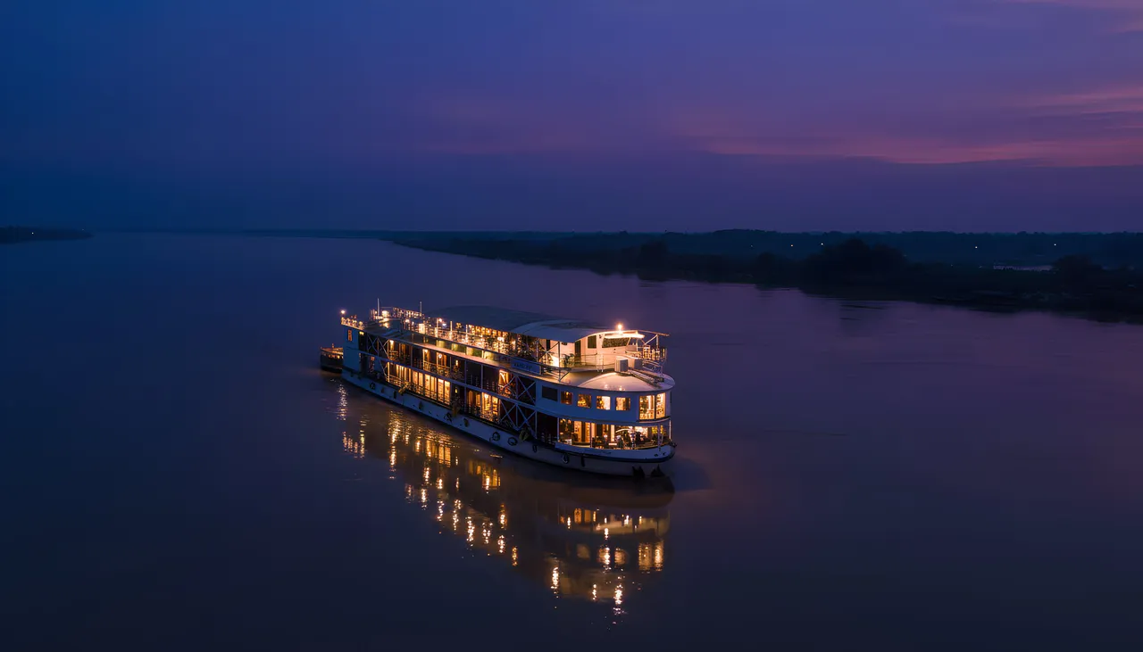 Night Shot (Bengal Ganga)