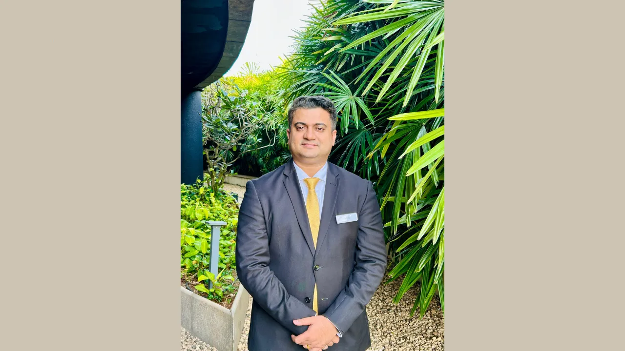 Crowne Plaza Kochi Mittu Alex hospibuz hospitality lexis