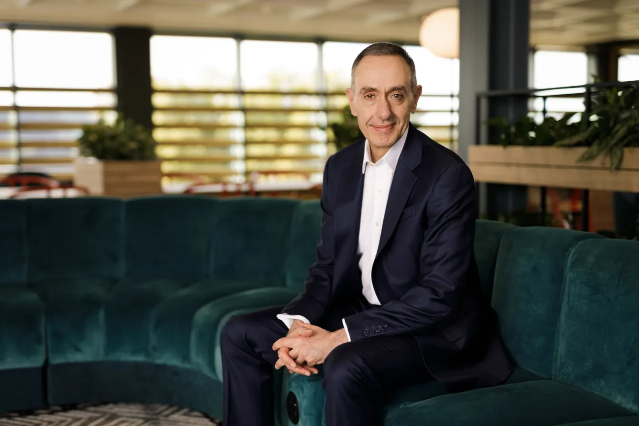 58662300-f4eb-494d-9242-9815bcaf7009