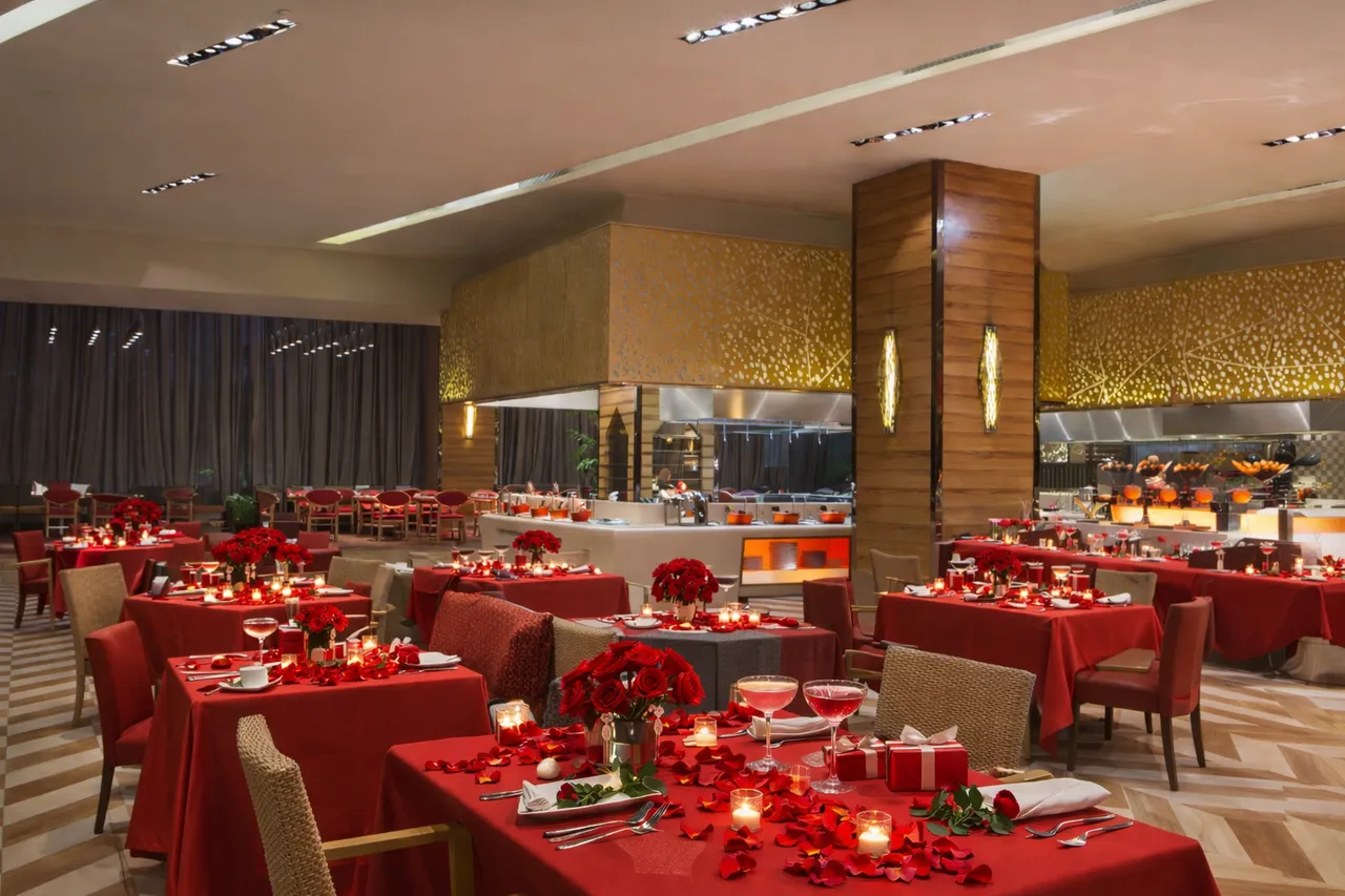 Themed Sunday Brunch -Feast Ambience- Sheraton Brigade