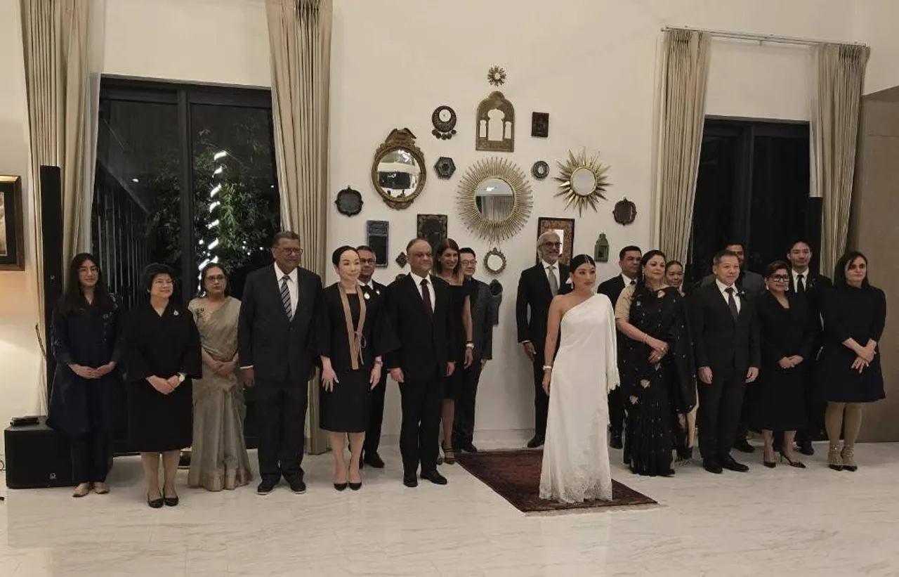 Guests of the Indian Embassy in Thailand & Chef Garima with her Royal Highness Princess of Thailand, Sirivannavari Nariratana Rajakanya