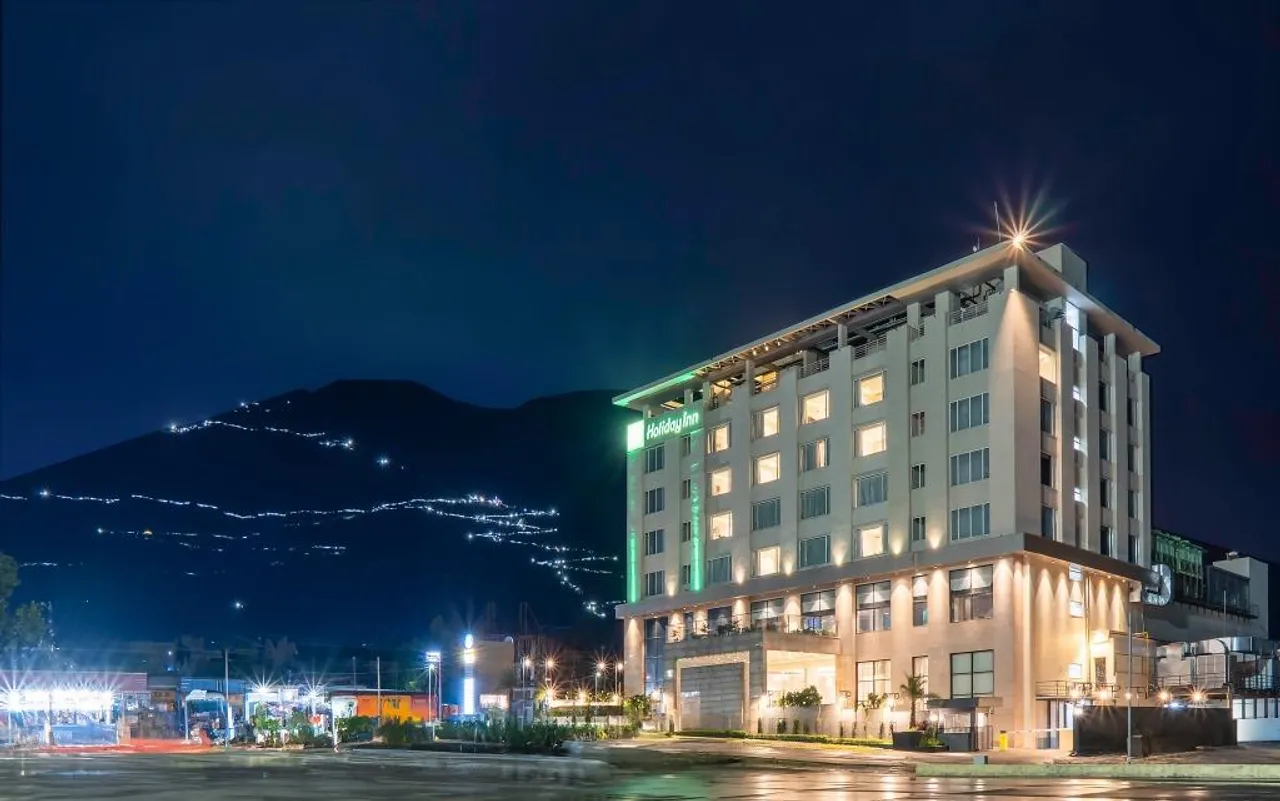 Holiday Inn Katra- Facade with Vaishno Devi trek