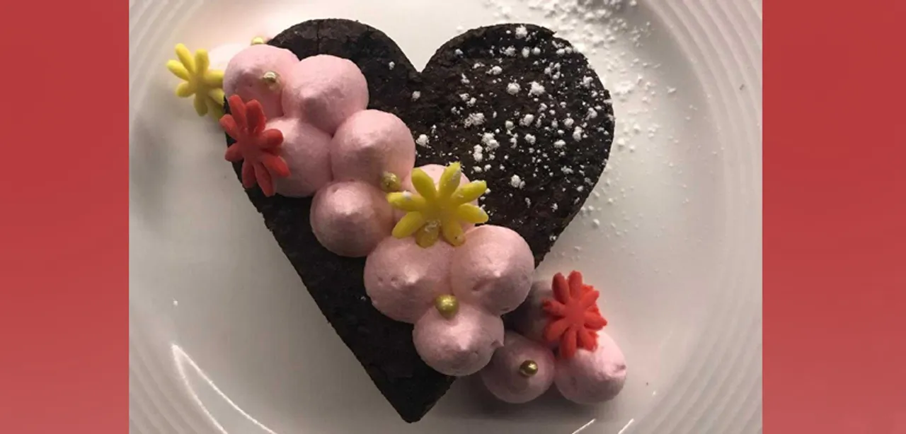 India Bistro and China Bistro celebrates 14 February by giving away a free dessert