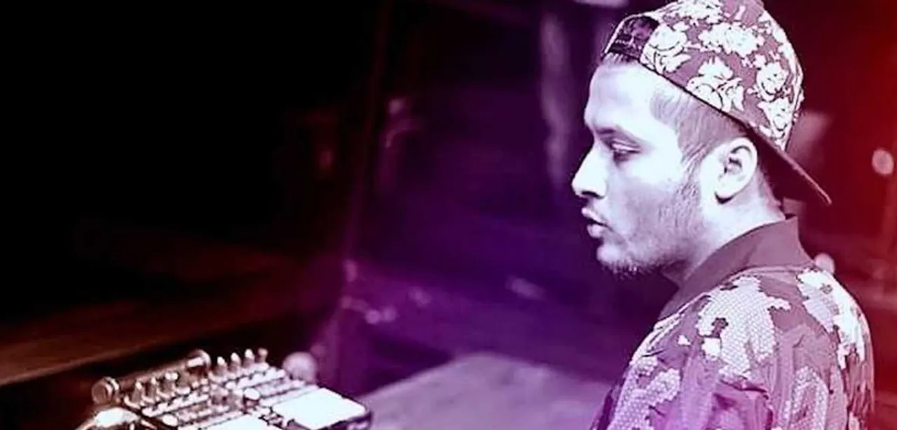 Bandra Bronx ft. DJ CAS at Carter Road Social