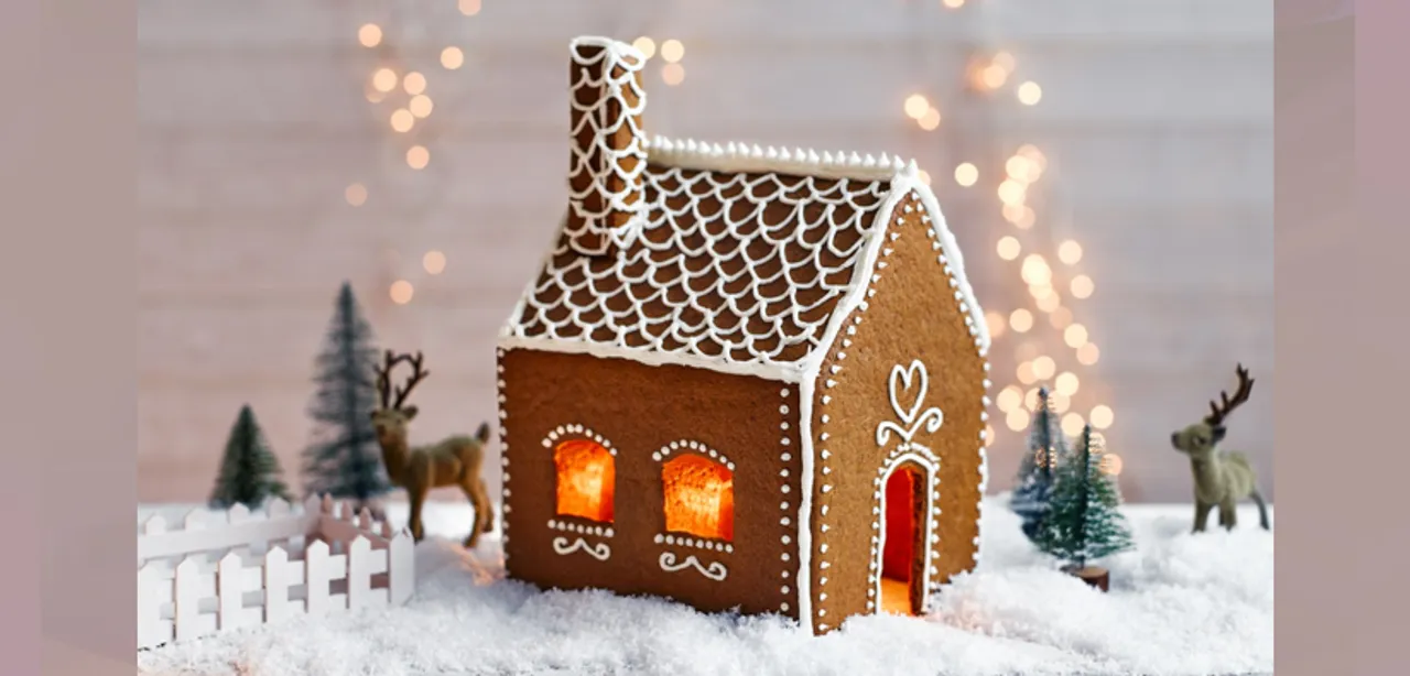 This Christmas spread the joy of gifting with Loft’s special Plum cake & Ginger Bread House