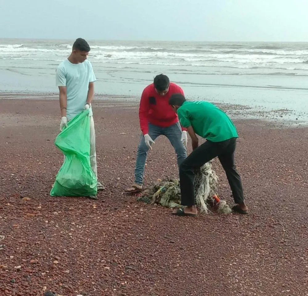Beach Cleaning Drive by The Fern Samali Resort, Dapoli (Ratnagiri), Maharashtra