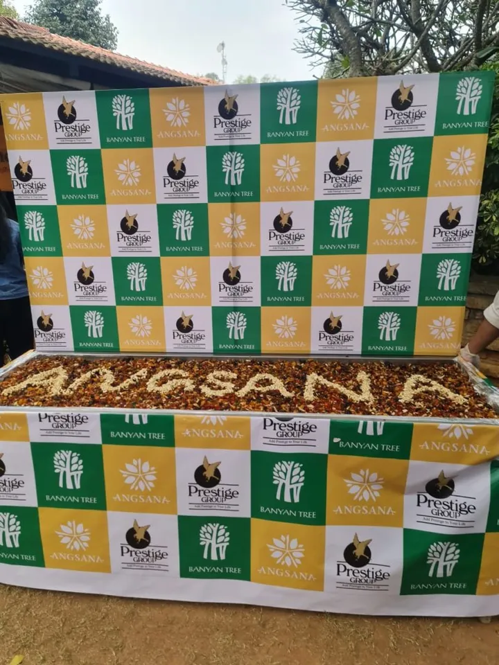 Angsana Oasis Spa & Resort gets into the spirit of the season with a traditional cake-mixing ceremony