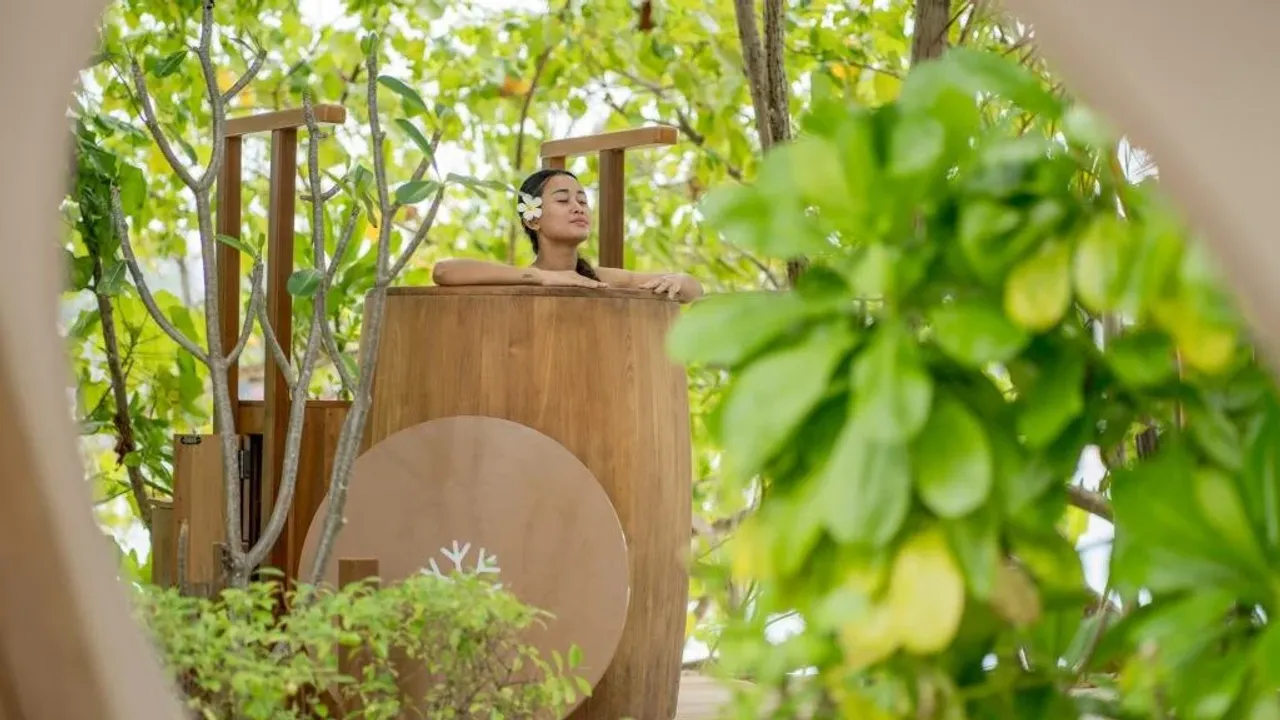 The Healing Tent Experience: New Holistic Wellness Venue Opens at Four Seasons Resort Maldives at Kuda Hura
