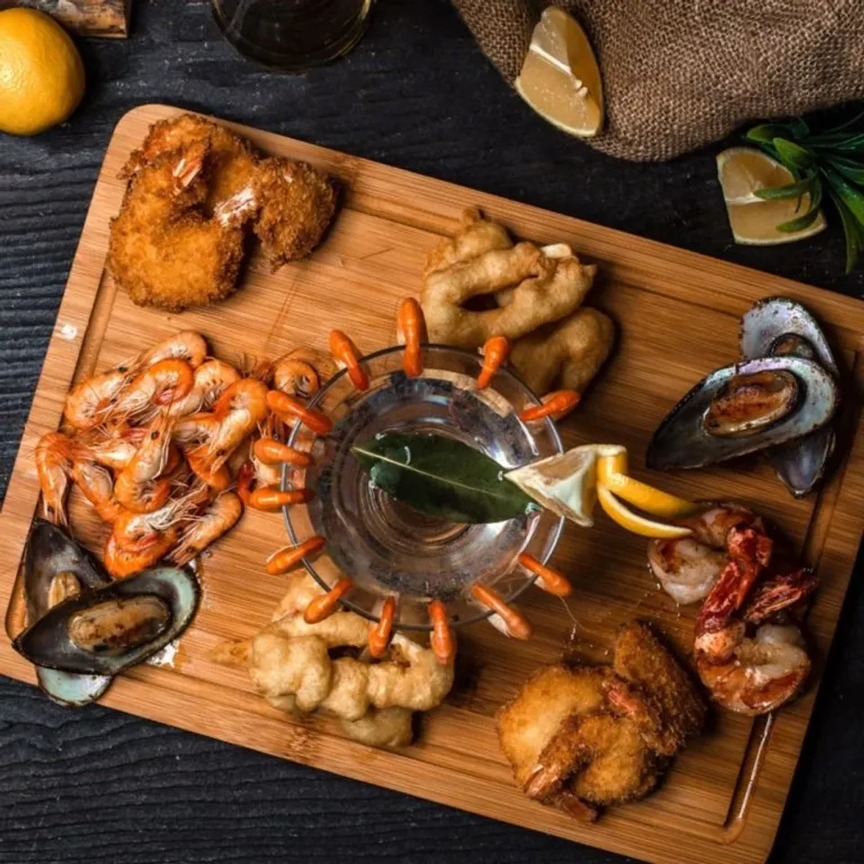 Sheraton Grand Bengaluru Whitefield Hotel is hosting exquisite dining experiences this April