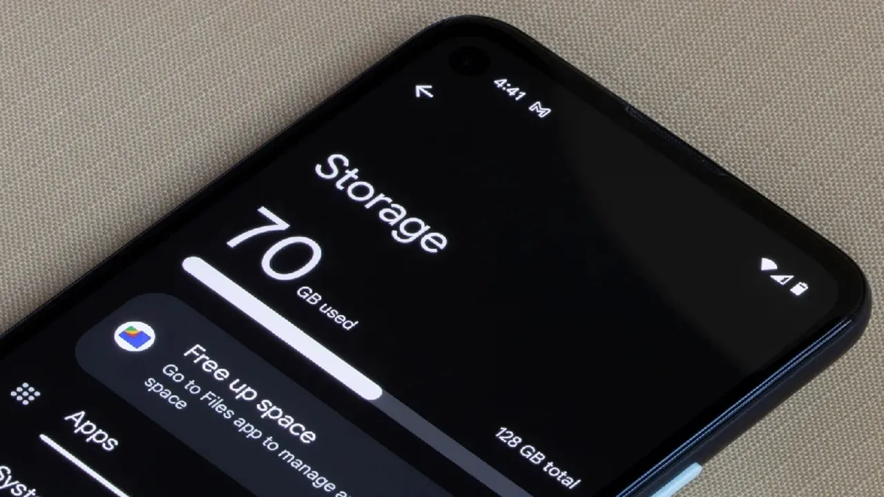 smartphone storage