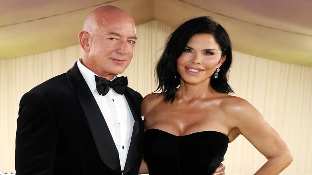 Amazon's Jeff Bezos and Lauren Sanchez to get married: ৬০ বছরের জেফ বেজোস বিয়ে করছেন ৫৫ বছরের বান্ধবীকে