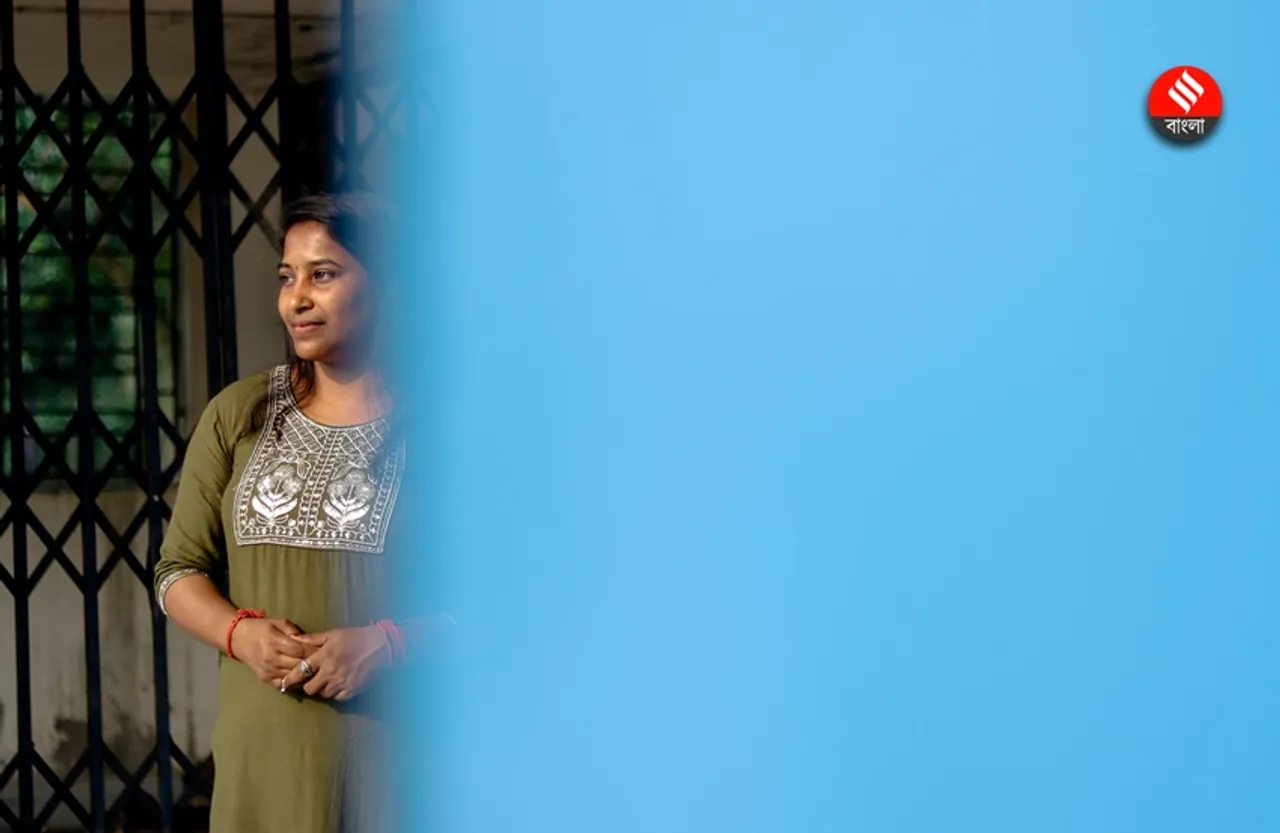 Female Dom: বারুইপুরের পঞ্চায়েত এলাকা পুরন্দরপুর মহাশ্মশানের দায়িত্ব সামলে আসছেন টুম্পা দাস